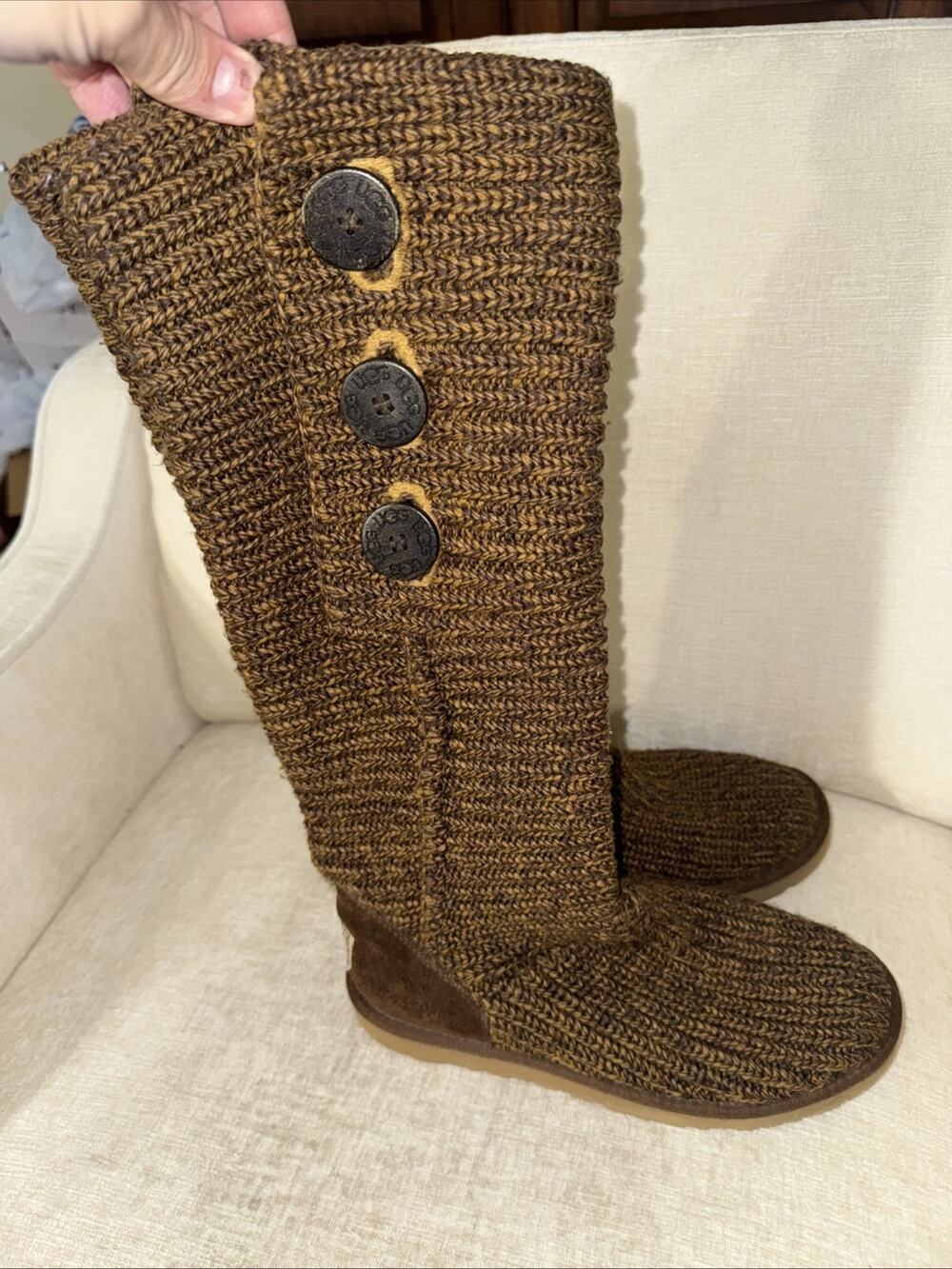 UGG Classic Cardy Boots Womens 8 Brown Multi Button Up Sheepskin #5819 Knit EUC